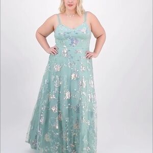 Elegant Floral Embroidered Green Dress